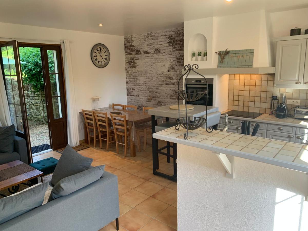 - Le Petit Noyer Holiday home